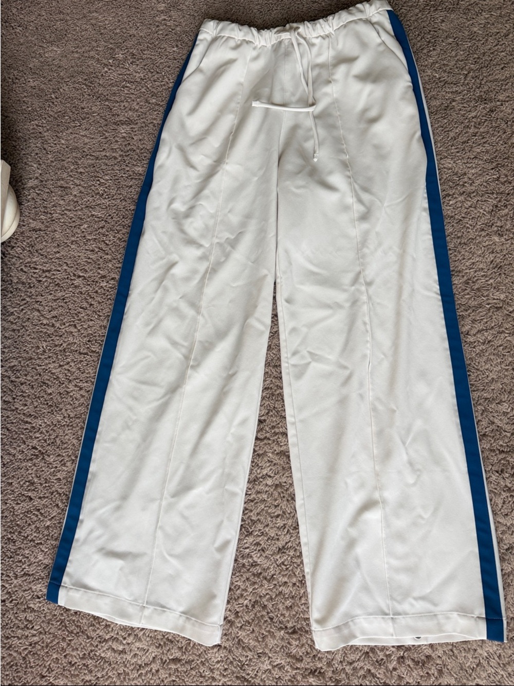Athleta White Sweatpants with Blue Side Stripes